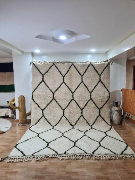 White Mifrah Marokkaans handgemaakt tapijt